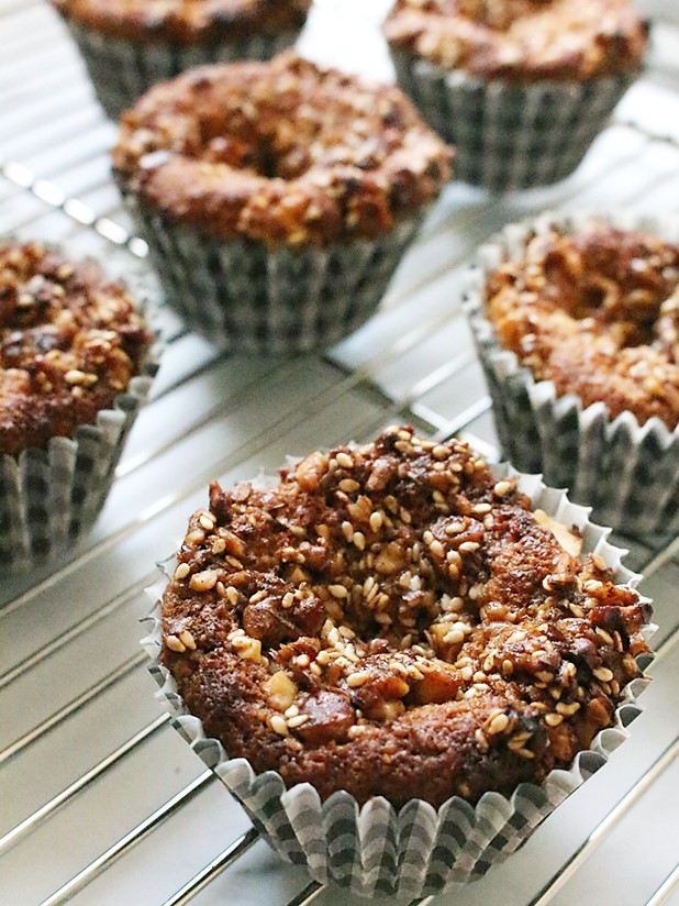 gluten free walnut muffins